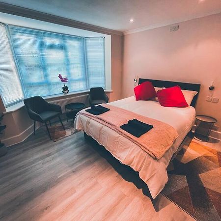 Modern 3 Ground Floor Parking And Garden Apartment Bournemouth Luaran gambar