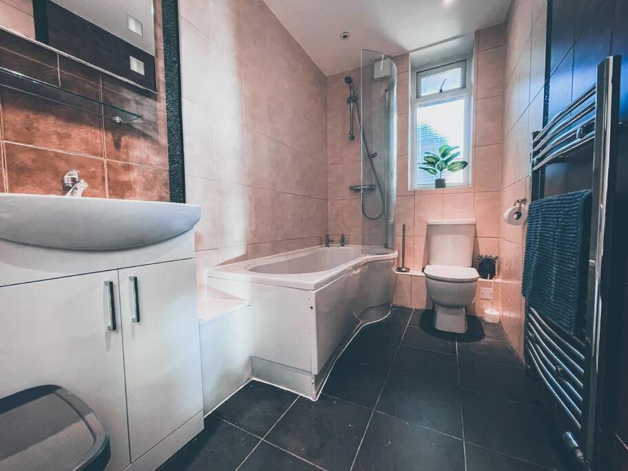 Modern 3 Ground Floor Parking And Garden Apartment Bournemouth Luaran gambar