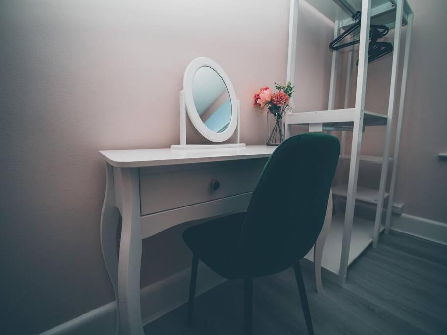 Modern 3 Ground Floor Parking And Garden Apartment Bournemouth Luaran gambar